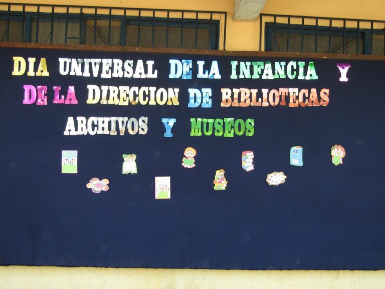 Acto Cívico Semanal: Día universidad de la infancia y de la dirección de bibliotecas, archivos y museos