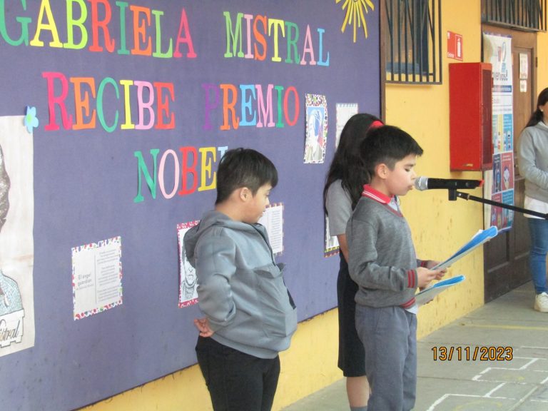 Acto Cívico Semanal: Gabriela Mistral