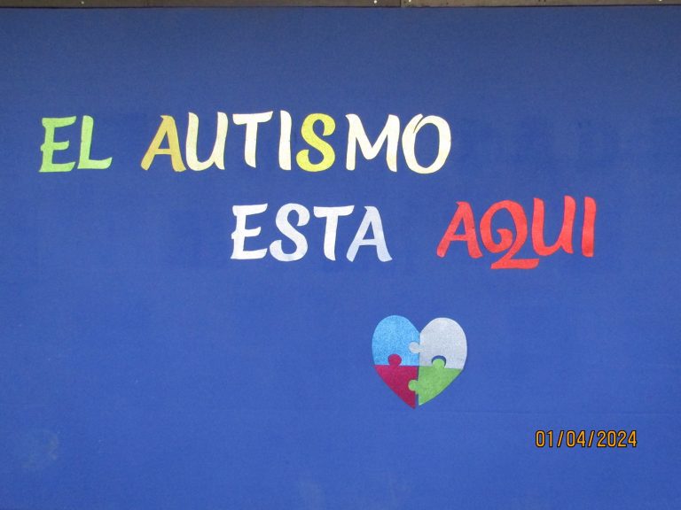 Acto Cívico Semanal: El Autismo está aquí