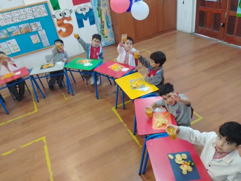 Prekinder y Kinder envían un “salú”
