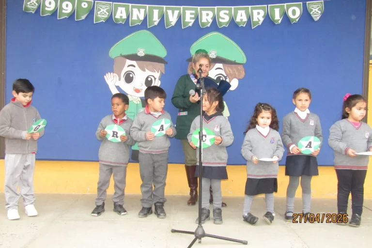 Acto Cívico Semanal: 99° aniversario de Carabineros